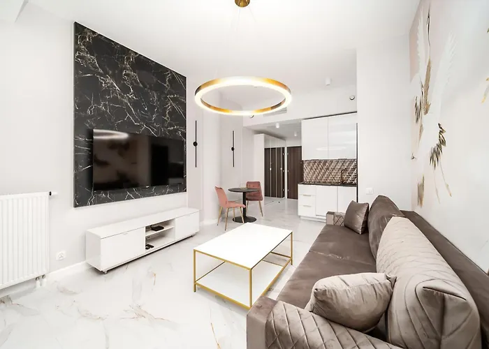 Hanza Tower Apartment No. 533 - 5Th Floor, Balcony, Swimming Pool