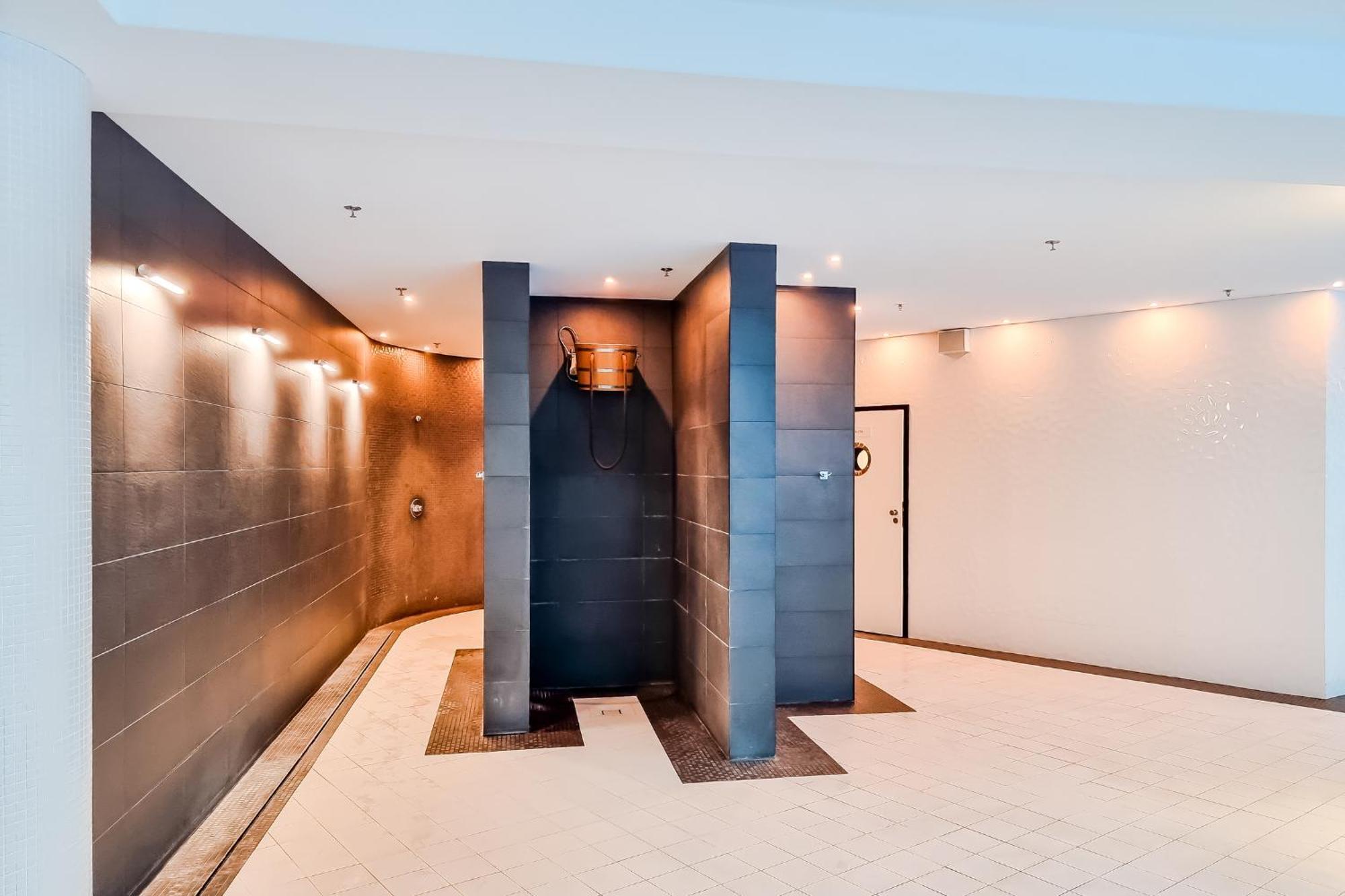 Hanza Tower No. 533 - 5th Floor, Balcony, Swimming Pool Apartment Stettin