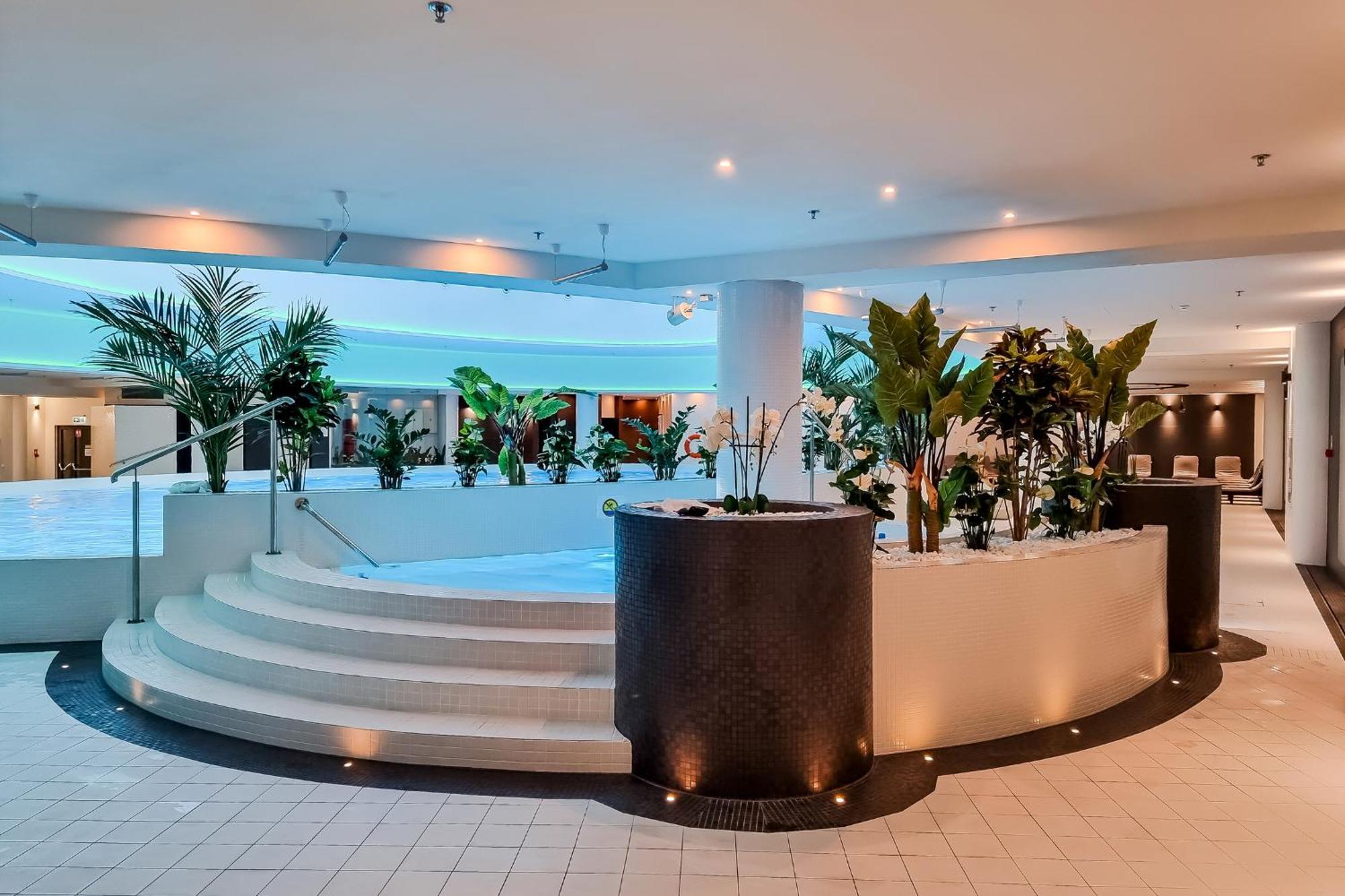 Apartment Hanza Tower No. 533 - 5th Floor, Balcony, Swimming Pool *