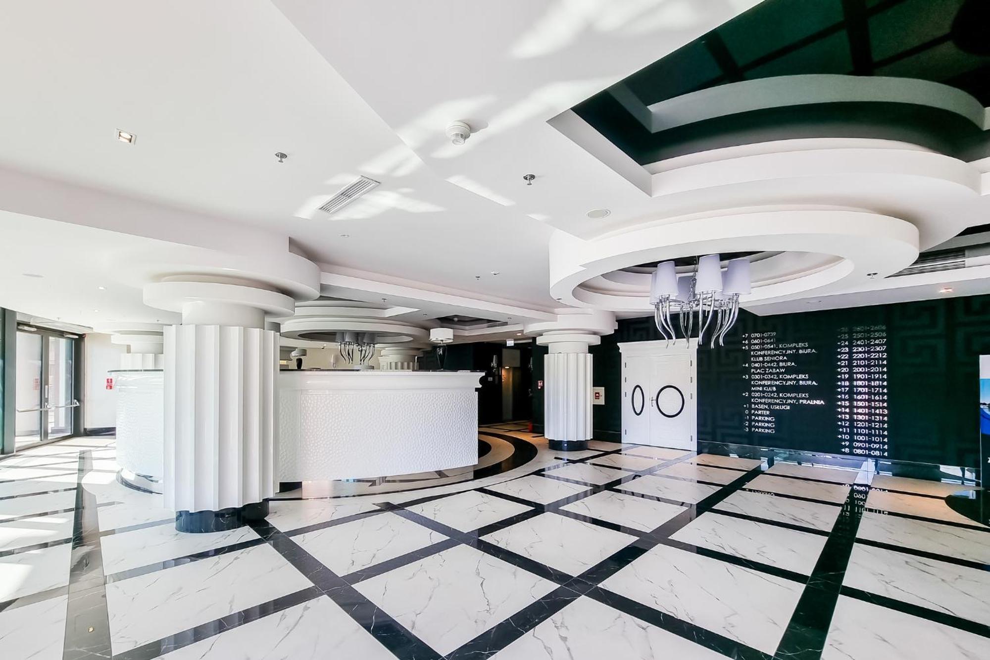 Hanza Tower No. 533 - 5th Floor, Balcony, Swimming Pool Apartment *