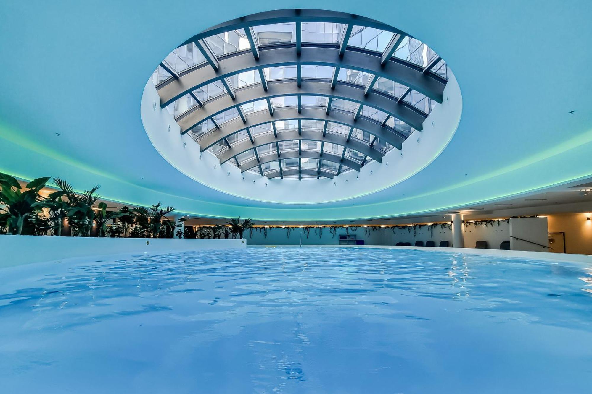 Hanza Tower No. 533 - 5th Floor, Balcony, Swimming Pool